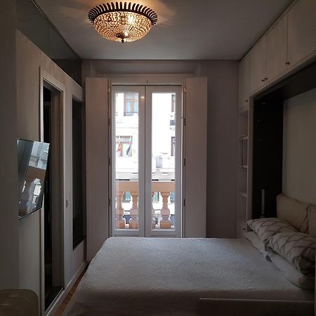 Hostal Montecarlo Madri Exterior foto