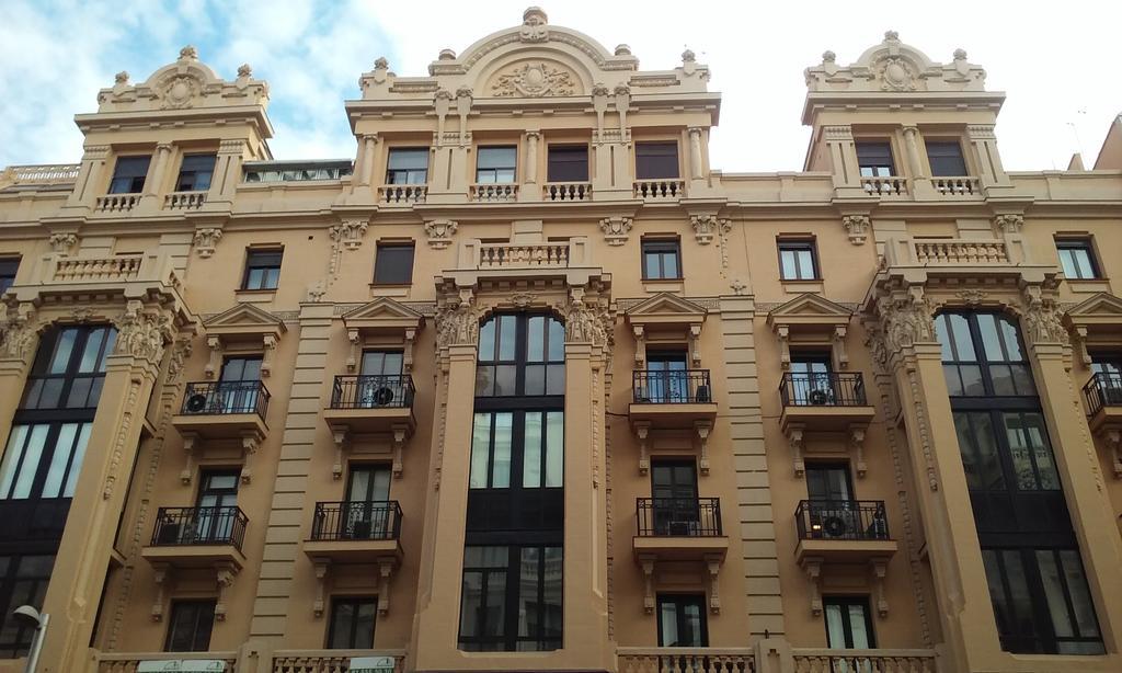 Hostal Montecarlo Madri Exterior foto
